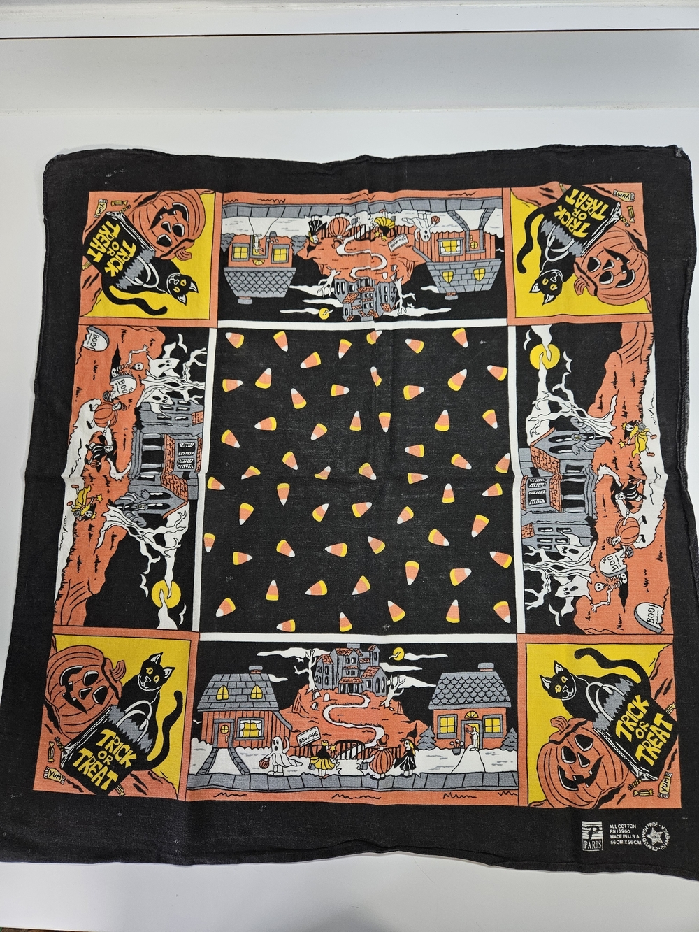 VINTAGE Halloween Spooky Square Bandana USA Made Paris Cotton Ghost Cat 21 x22"